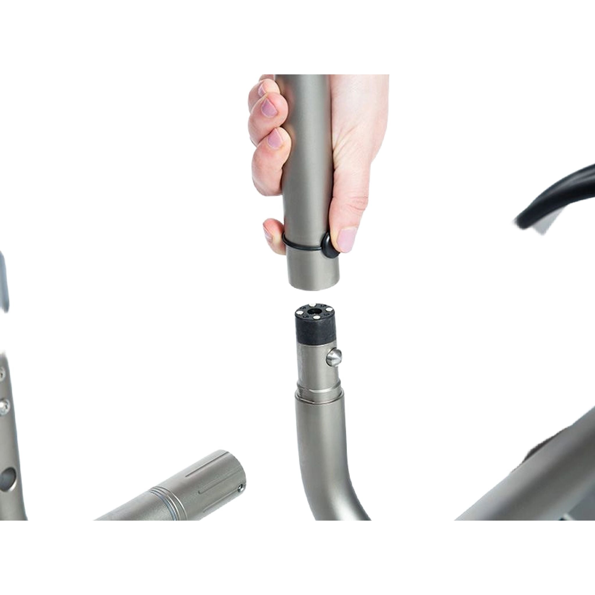 JuCad Easy Pusher per azionare i pulsanti a spillo sul caddy