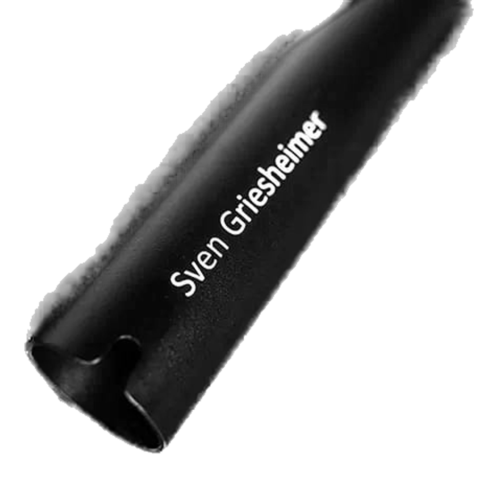 Kiffe incide i nomi per i porta-segnapunti