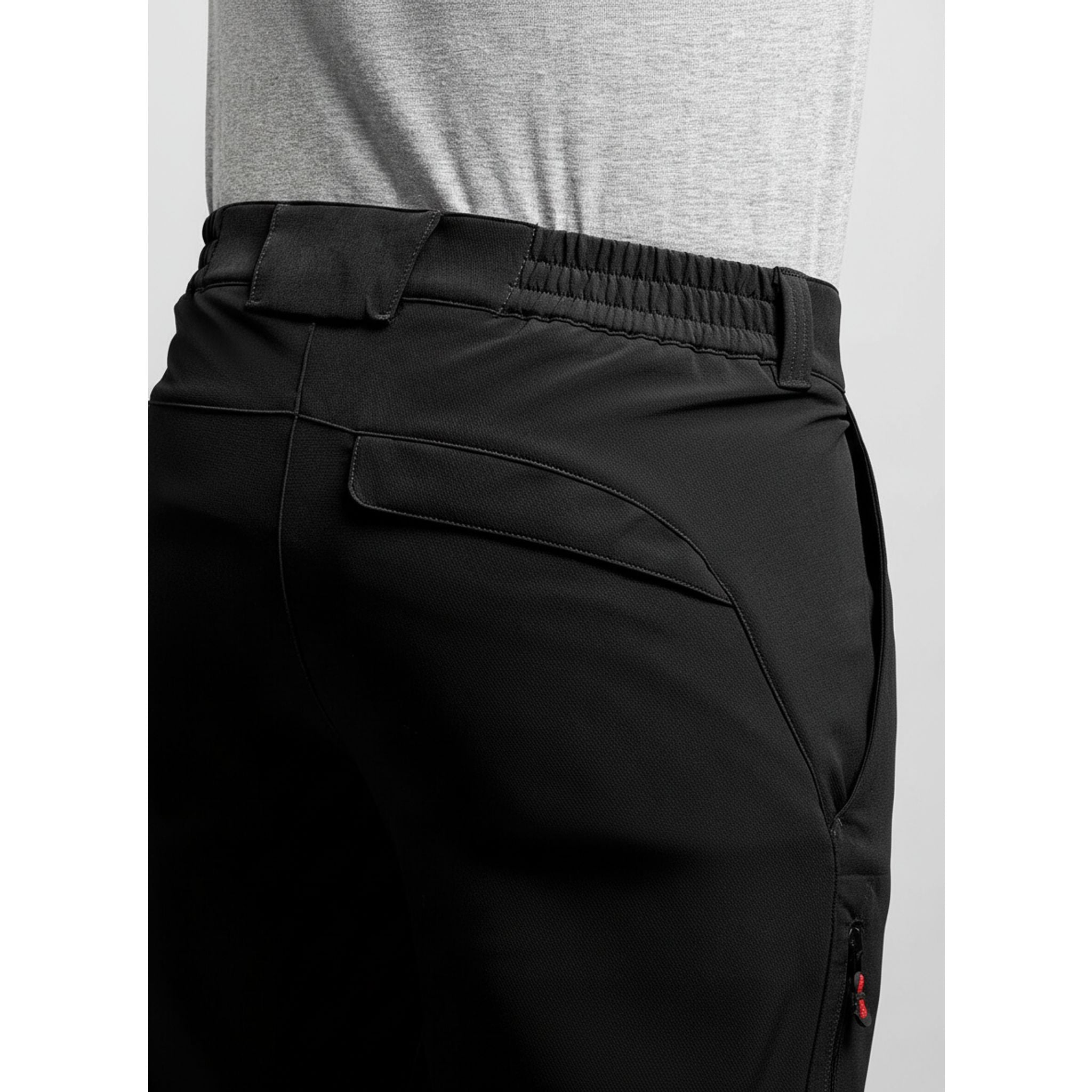 Pantaloni da golf HE compatti neri, taglia 56 da uomo