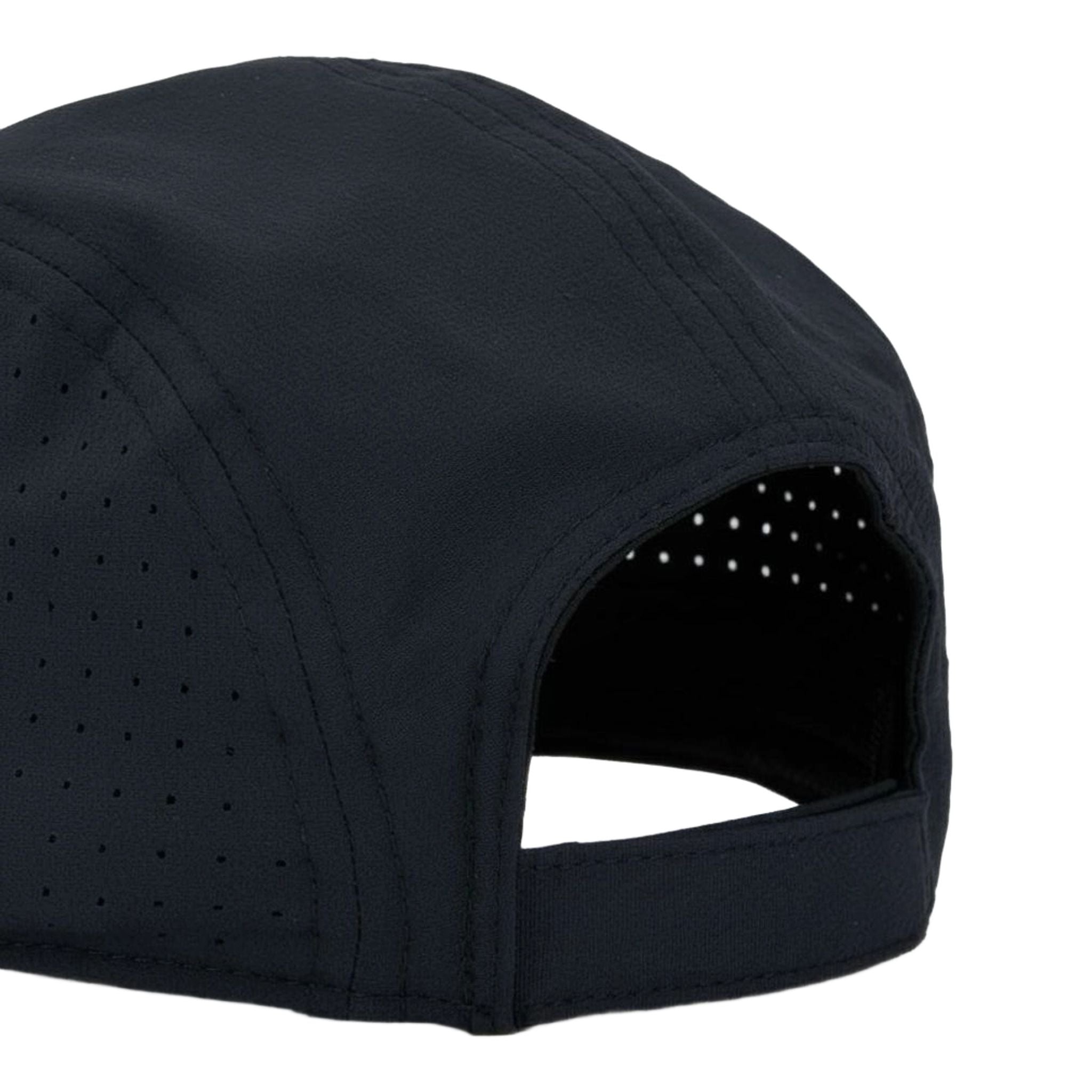 Cappello Oakley Training Performance