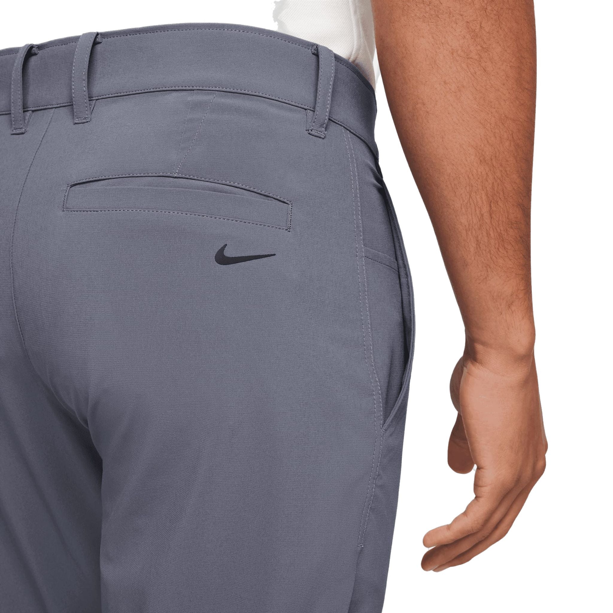 Pantaloni da golf Nike Tour Repellent Jogger da uomo