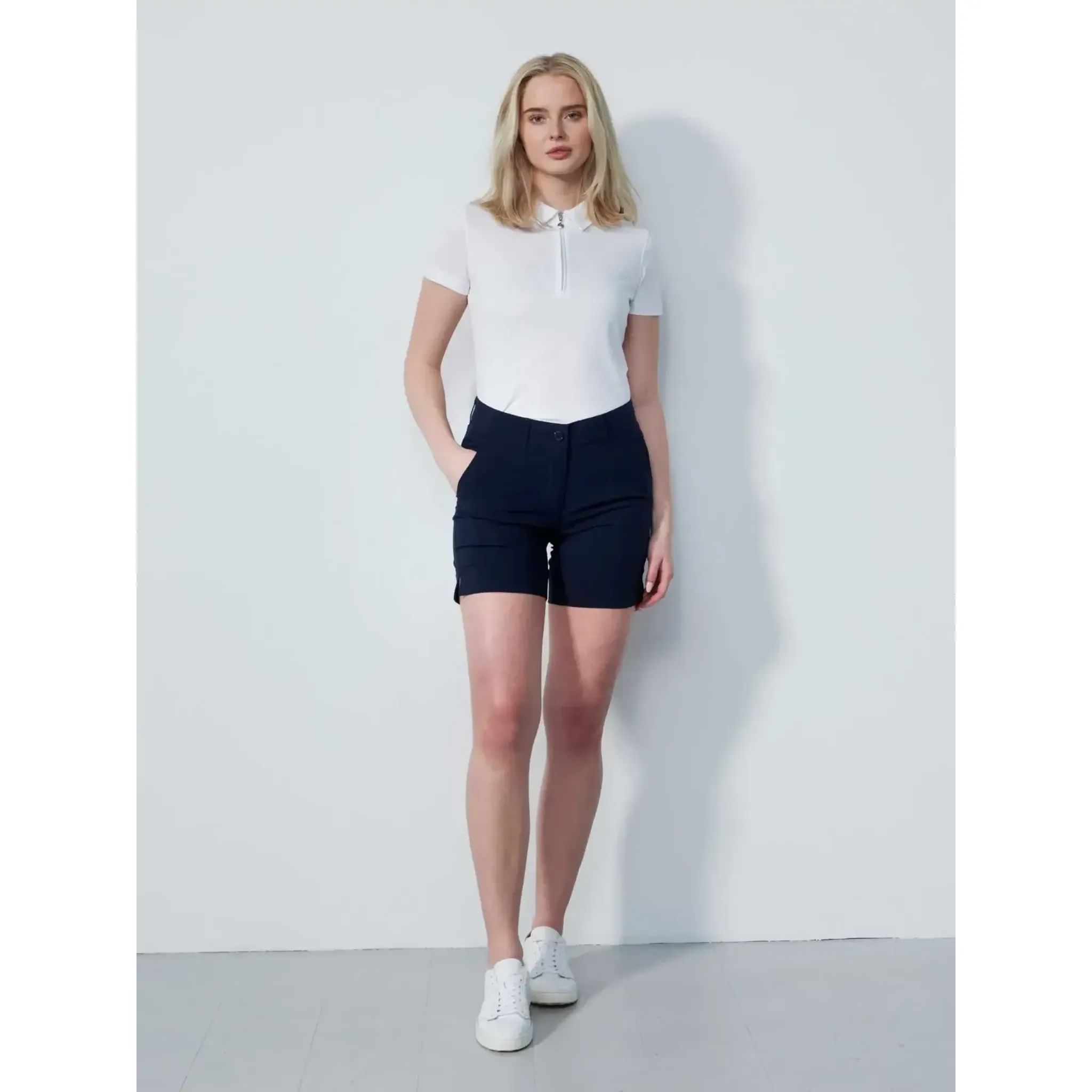 Sport quotidiani oltre i pantaloncini da donna